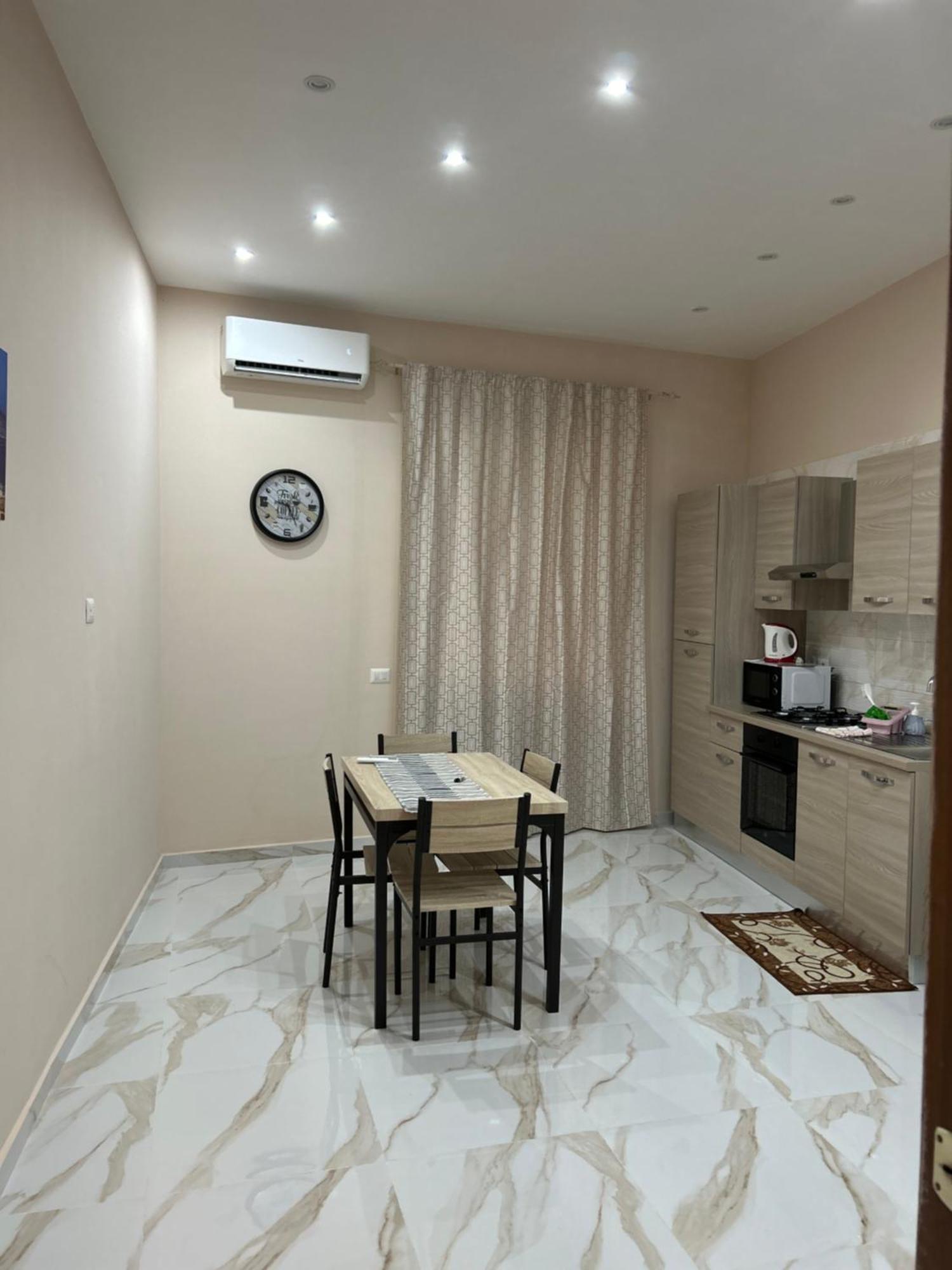 Apartment Maison Napolitaine Neapel